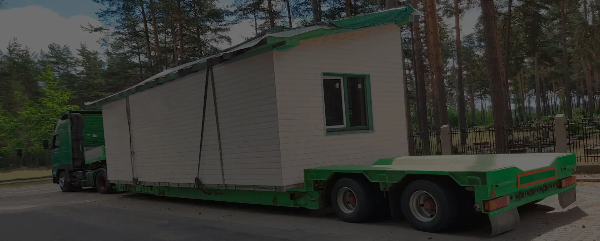 Сделать расчет цены на доставку тралом модульных домов в поселке Новобратцевский (Центральный округ - Москва) в онлайн калькуляторе